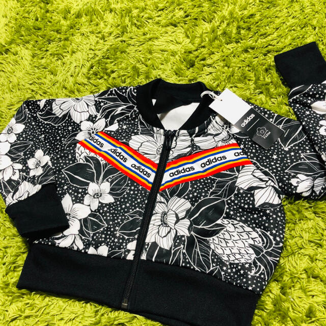 adidas アディダス farmコラボ ジャージ 派手 花柄 adidas アディダス farmコラボ ジャージ 派手 花柄