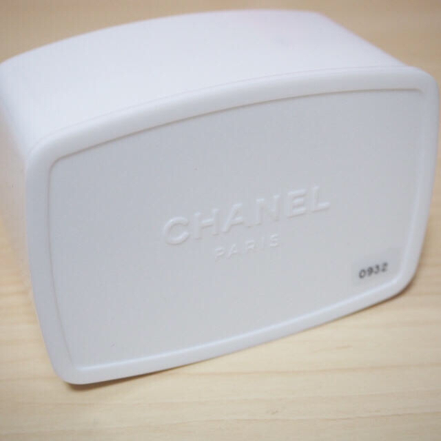 CHANEL(シャネル)のCHANELNo.5♡石鹸ケース付 コスメ/美容のボディケア(ボディソープ/石鹸)の商品写真