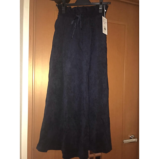AZUL by moussy(アズールバイマウジー)のロングスカート  新品未使用タグ付き レディースのスカート(ロングスカート)の商品写真