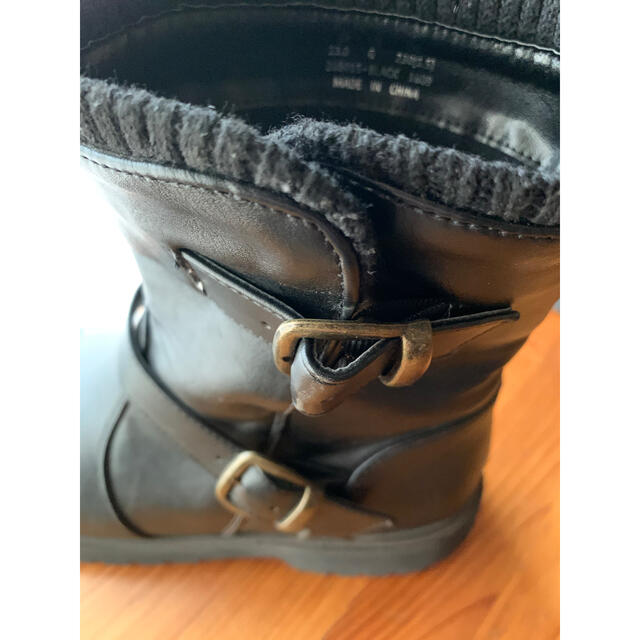 ★SALE！　レディース　ブラックショートブーツ　23㎝ レディースの靴/シューズ(ブーツ)の商品写真