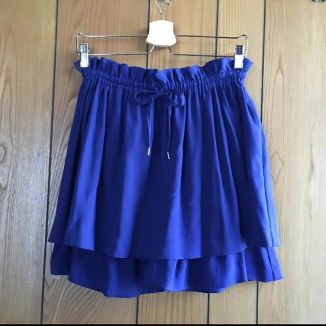 MACPHEE(マカフィー)のTomorrowlandのMACPHEE★綺麗なブルー色スカート レディースのスカート(ひざ丈スカート)の商品写真