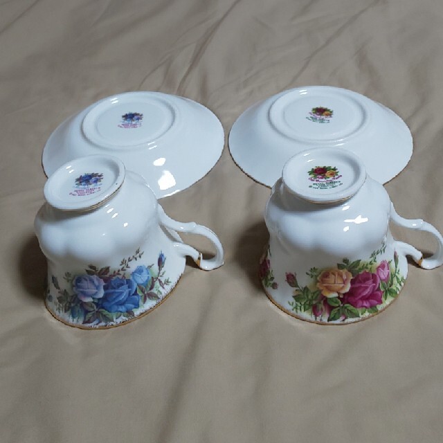 ROYAL ALBERT(ロイヤルアルバート)のロイヤルアルバート カップ&ソーサー インテリア/住まい/日用品のキッチン/食器(グラス/カップ)の商品写真