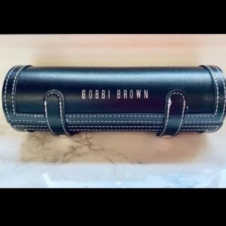 ボビイブラウン(BOBBI BROWN)のBOBBI BROWN  ケース入りメイクブラシ(コフレ/メイクアップセット)