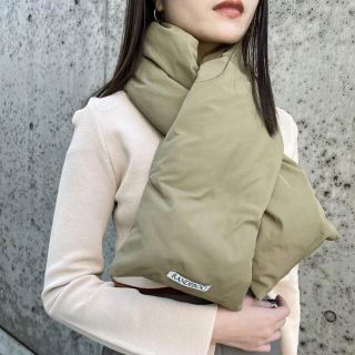 RANDEBOO Modern down muffler (khaki)(マフラー/ショール)