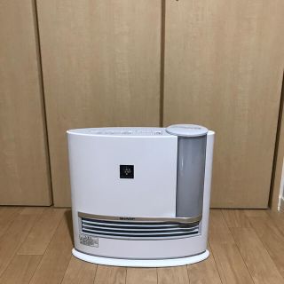 シャープ(SHARP)のシャープ 加湿セラミックファンヒーター HX-G120-W(ファンヒーター)