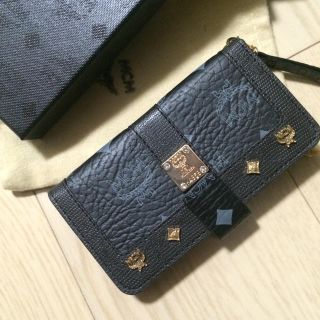 エムシーエム(MCM)のMCM 6.6s専用カバー(iPhoneケース)