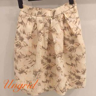 アングリッド(Ungrid)の美品♡ ungrid 花柄リネンスカート(ひざ丈スカート)