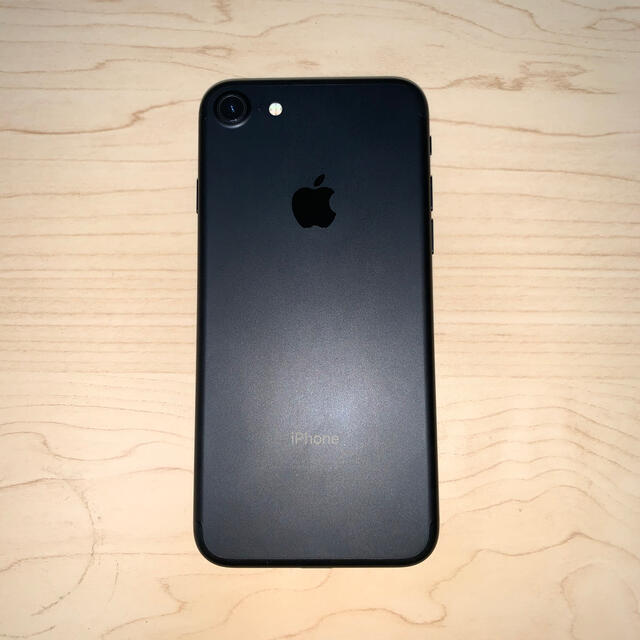 iPhone 7 ブラック 128GB SIMフリー 美品