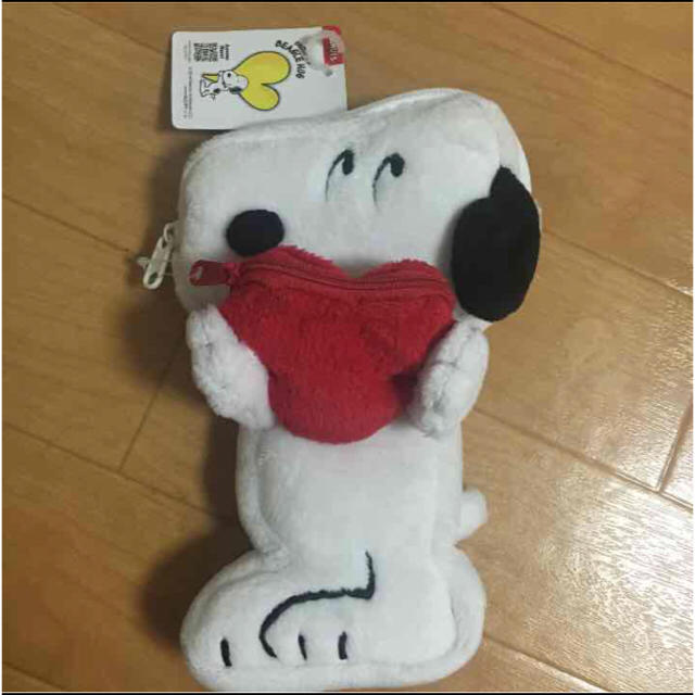 SNOOPY(スヌーピー)のスヌーピー 小物入れ エンタメ/ホビーのおもちゃ/ぬいぐるみ(ぬいぐるみ)の商品写真