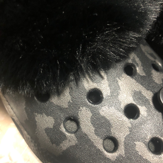 crocs(クロックス)のcrocs新品未使用 レディースの靴/シューズ(サンダル)の商品写真