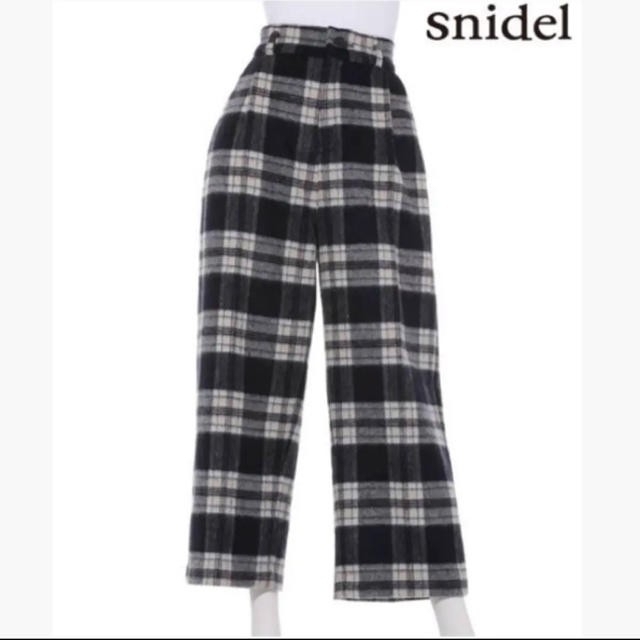 SNIDEL(スナイデル)のsnidel スナイデル ネイビーウールワイドチェックパンツ レディースのパンツ(カジュアルパンツ)の商品写真