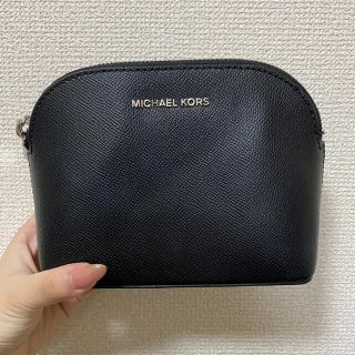 マイケルコース(Michael Kors)のMICHEAL KORS 黒ポーチ 値下げ中(ハンドバッグ)