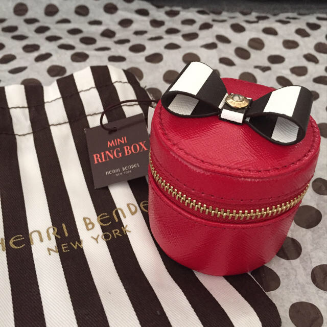 Henri Bendel(ヘンリベンデル)のあき様専用☆ミニリングケース レディースのファッション小物(ポーチ)の商品写真