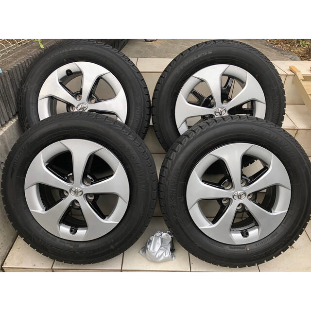 プリウス30後期純正アルミホイール。キャップ。ナット付き - 愛知県の家具 プリウス30後期純正アルミホイール。キャップ。ナット付き - 愛知県の家具