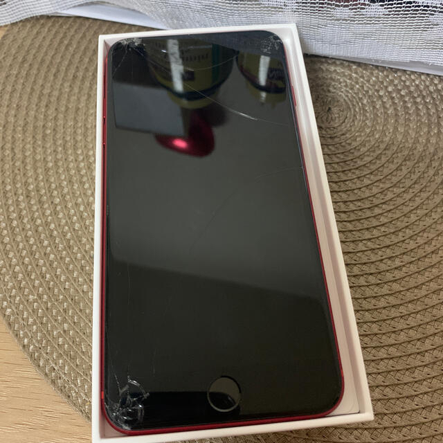 Apple(アップル)のiPhone8 plus red スマホ/家電/カメラのスマートフォン/携帯電話(スマートフォン本体)の商品写真