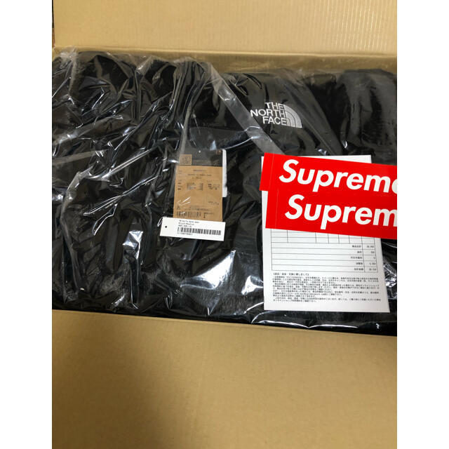 Supreme(シュプリーム)のSupreme The North Face Faux Fur Nuptse M メンズのジャケット/アウター(ダウンジャケット)の商品写真