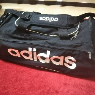 アディダス(adidas)のアディダスバッグ(ショルダーバッグ)