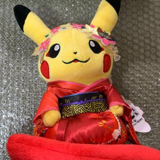 ポケモン　舞妓はんピカチュウ　ぬいぐるみ