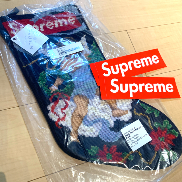 supreme 20fw Christmas Stocking blue