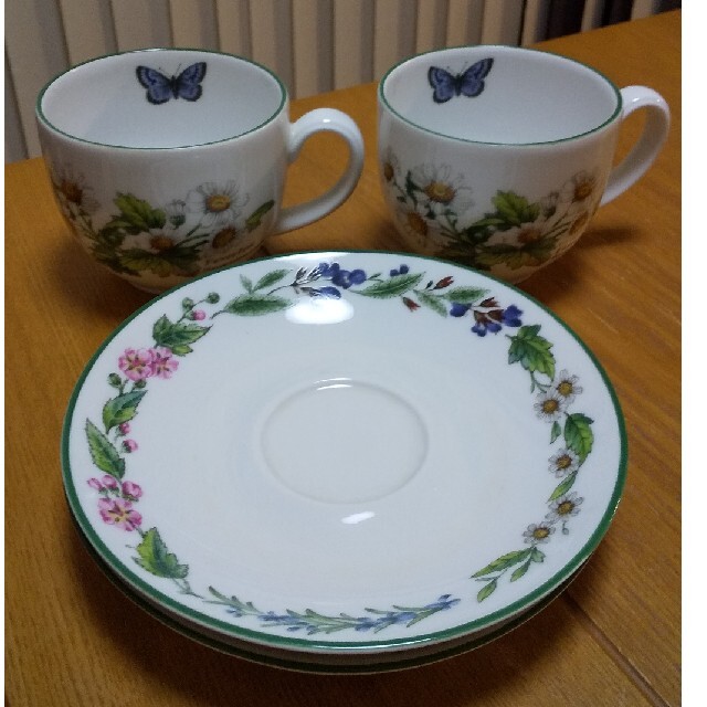 Royal Worcester(ロイヤルウースター)のロイヤルウースター　herbs カップ&ソーサー　2客 インテリア/住まい/日用品のキッチン/食器(グラス/カップ)の商品写真