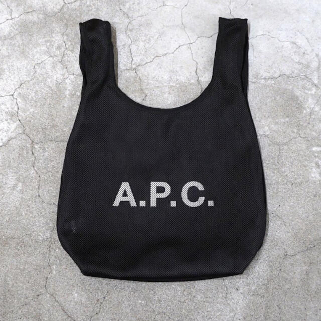 定価11000円  A.P.C. rebound shopping bag 黒