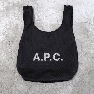 アーペーセー(A.P.C)の定価11000円  A.P.C. rebound shopping bag 黒(トートバッグ)