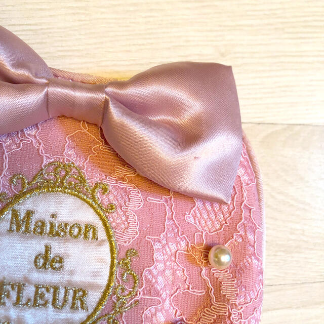 Maison de FLEUR(メゾンドフルール)のピンクリボン　ティッシュポーチ レディースのファッション小物(ポーチ)の商品写真