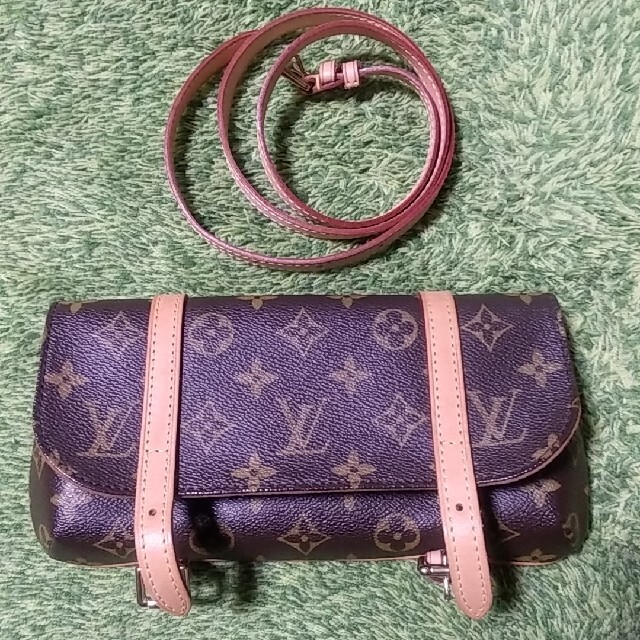 LOUIS VUITTON(ルイヴィトン)のルイヴィトン ウエストポーチ レディースのバッグ(ボディバッグ/ウエストポーチ)の商品写真