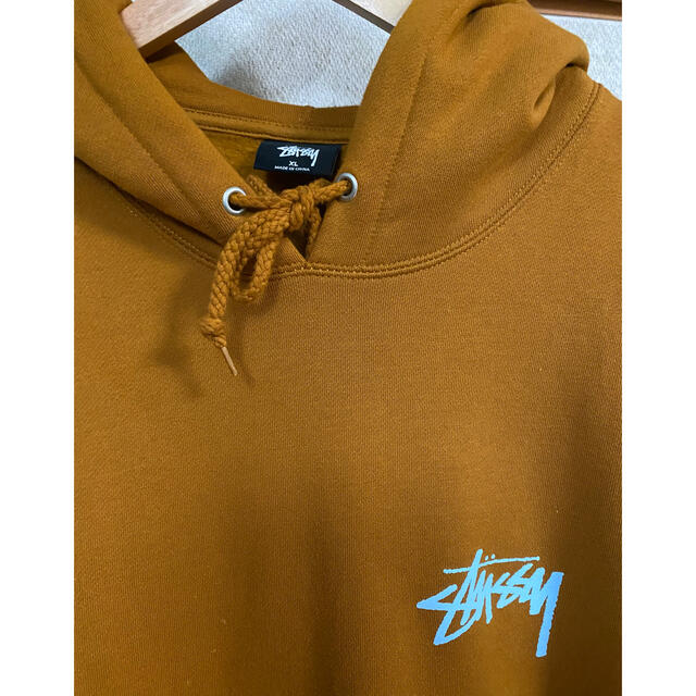 STUSSY(ステューシー)のステューシー　完売　今季パーカー　激安 メンズのトップス(パーカー)の商品写真