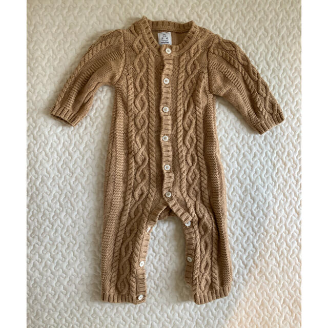 babyGAP(ベビーギャップ)のニットロンパース　ブラウン　アラン　70 Baby gap キッズ/ベビー/マタニティのベビー服(~85cm)(ロンパース)の商品写真