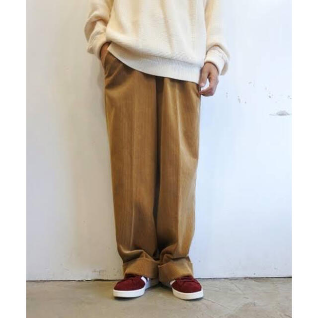 AURALEE  WASHED CORDUROY WIDE SLACKS