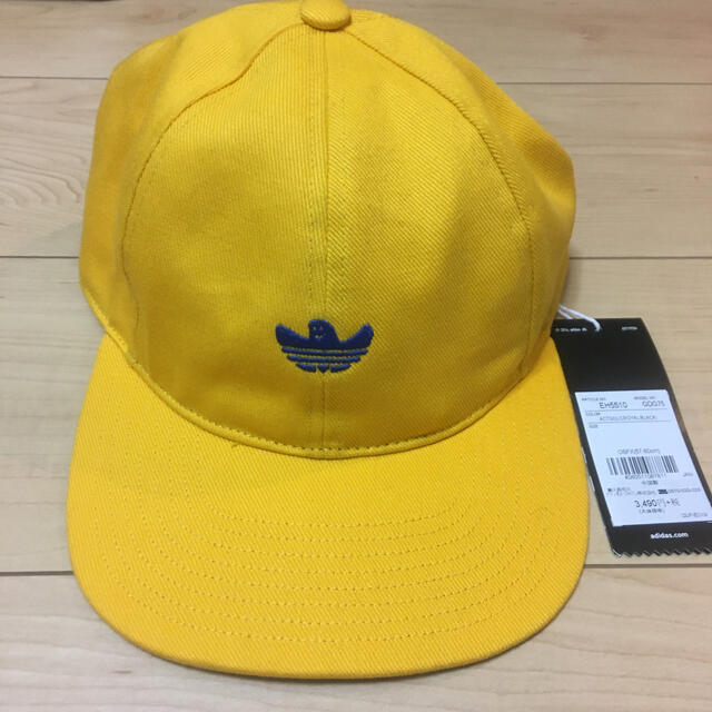 adidas(アディダス)のアディダス　キャップ　イエロー メンズの帽子(キャップ)の商品写真