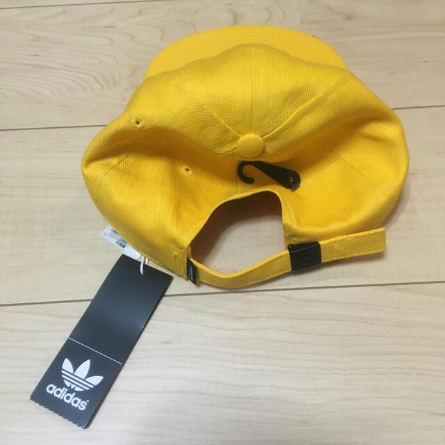 adidas(アディダス)のアディダス　キャップ　イエロー メンズの帽子(キャップ)の商品写真