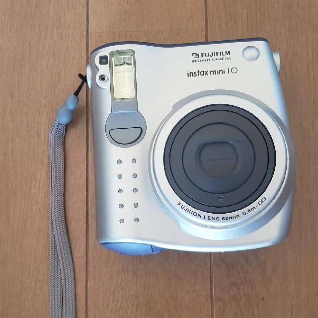 富士フイルム(フジフイルム)の【りく様専用☆】FUJI FILM☆INSTAX MINI10 チェキ スマホ/家電/カメラのカメラ(フィルムカメラ)の商品写真