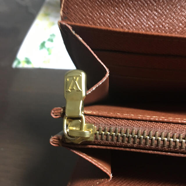 LOUIS VUITTON(ルイヴィトン)のルイヴィトン　長財布 レディースのファッション小物(財布)の商品写真