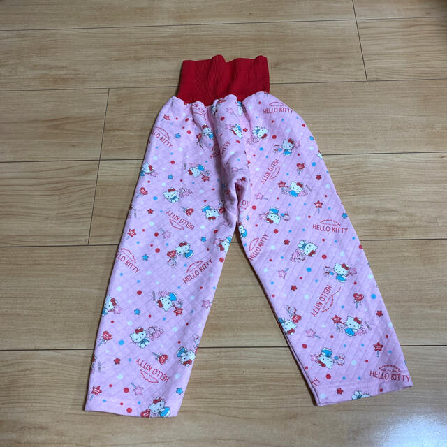 ハローキティ(ハローキティ)の新品パジャマ キッズ/ベビー/マタニティのキッズ服女の子用(90cm~)(パジャマ)の商品写真