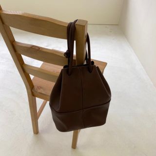 lawgy leather bucket bag レザーバケットバッグ　ブラウン(ショルダーバッグ)