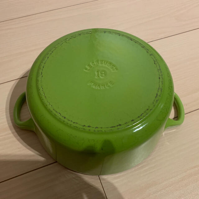 LE CREUSET - 鍋、プラスチックピンセットの通販 by うーろん's shop ...