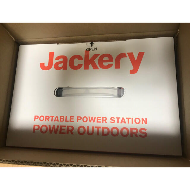 【新品•送料無料】Jackeryポータブル電源700 スマホ/家電/カメラのスマートフォン/携帯電話(バッテリー/充電器)の商品写真