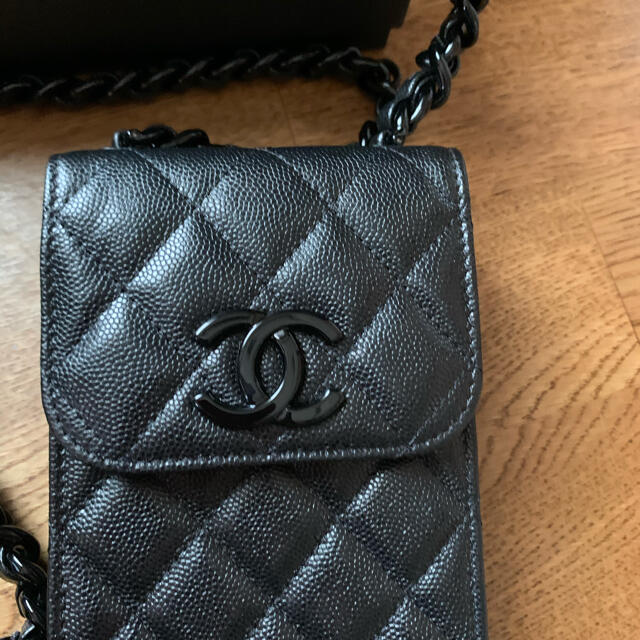 CHANEL(シャネル)のシャネル　チェーンクラッチ　☆  未使用 レディースのバッグ(ショルダーバッグ)の商品写真