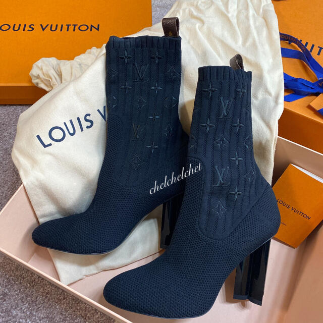 LOUIS VUITTONシルエット・ライン アンクルブーツ35.5（23cm） - ブーツ