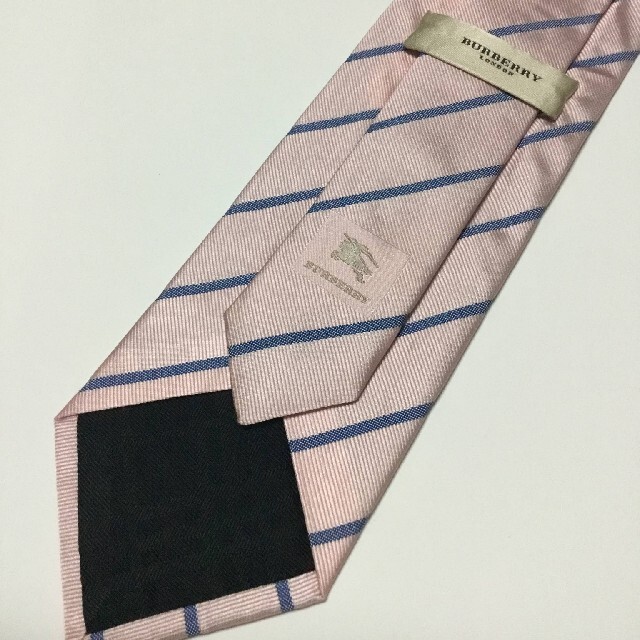 BURBERRY(バーバリー)の新品未使用 BURBERRY LONDON ネクタイ ピンク系 シルク100% メンズのファッション小物(ネクタイ)の商品写真