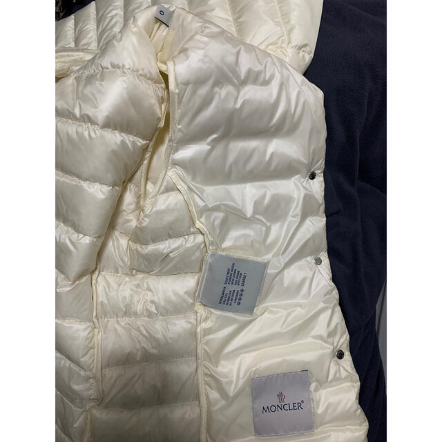 MONCLER(モンクレール)のモンクレール　ダウンベスト　MONCLER レディースのジャケット/アウター(ダウンベスト)の商品写真