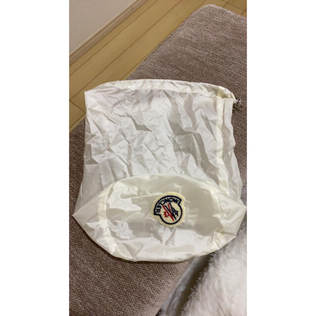 MONCLER(モンクレール)のモンクレール　ダウンベスト　MONCLER レディースのジャケット/アウター(ダウンベスト)の商品写真