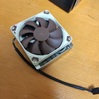 美品 Noctua NH-L9a-AM4 薄型CPUクーラー AM4対応