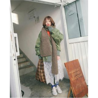 スタイルナンダ(STYLENANDA)の【STYLE NANDA】レース付きオーバーサイズMA-1ブルゾン(ブルゾン)