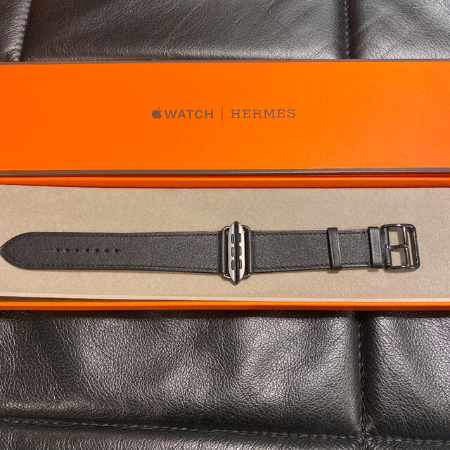 Hermes(エルメス)の【新品未使用】Apple Watch HERMES ブラックレザー メンズの時計(ラバーベルト)の商品写真