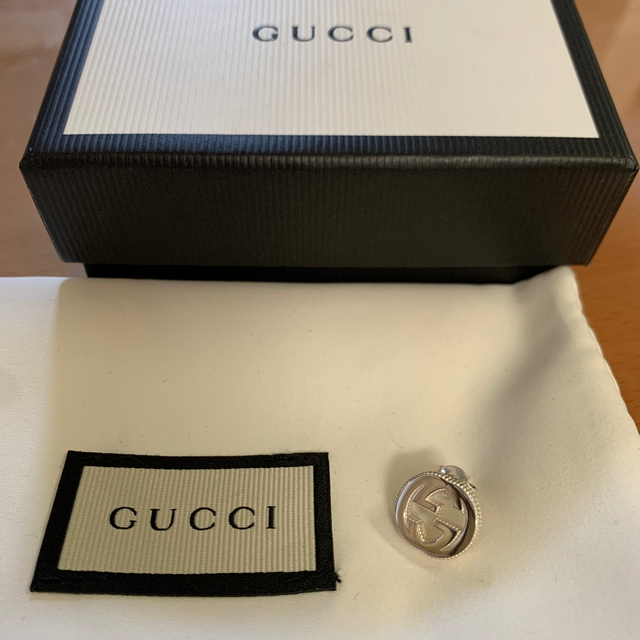 Gucci(グッチ)のグッチ　ピアス　片耳 メンズのアクセサリー(ピアス(両耳用))の商品写真