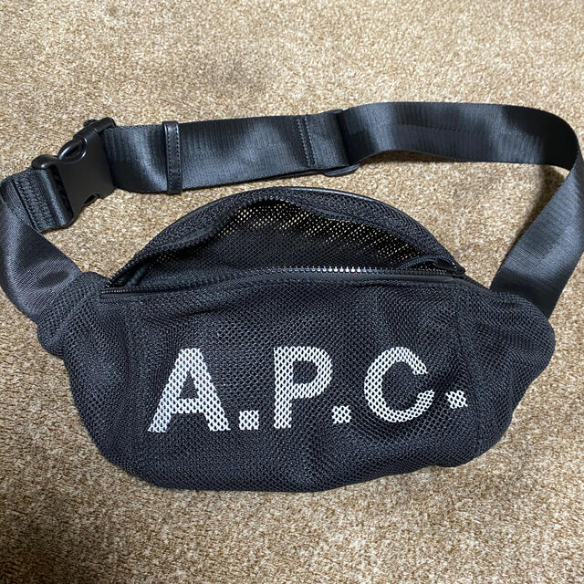 A.P.C(アーペーセー)のA.P.C ウェストバック メンズのバッグ(ウエストポーチ)の商品写真