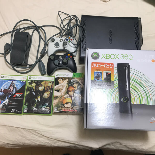 Xbox360(エックスボックス360)のMicrosoft Xbox360 エリート＋ソフトとコントローラ エンタメ/ホビーのゲームソフト/ゲーム機本体(家庭用ゲーム機本体)の商品写真